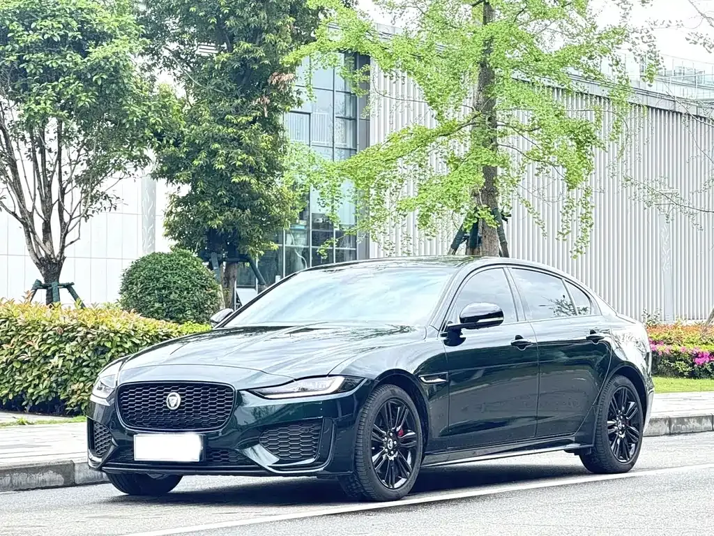 Jaguar XEL — фото 1