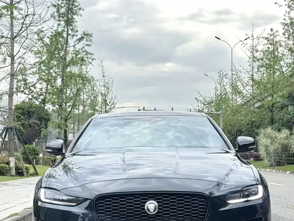 Jaguar XEL — фото 9