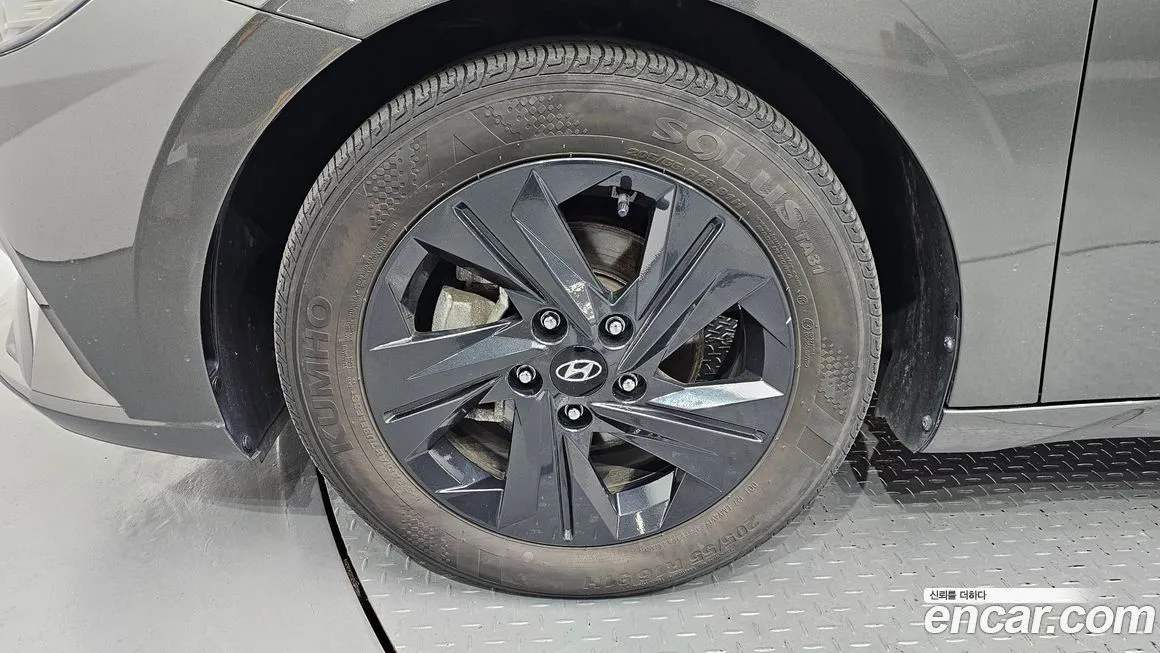 Hyundai AVANTE — фото 8