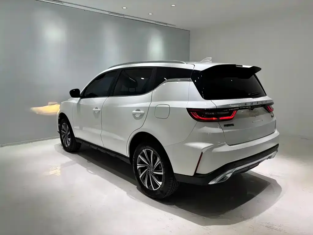 Geely Vision X6 — фото 5