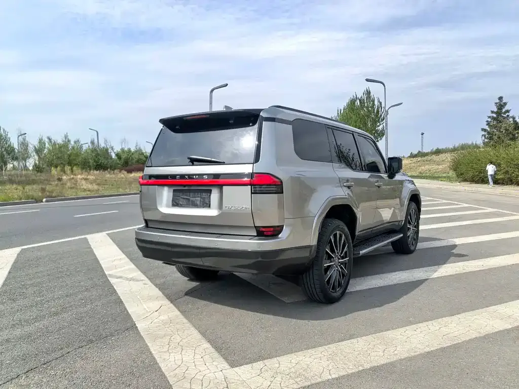 Lexus GX 2025 из CN, фото 5