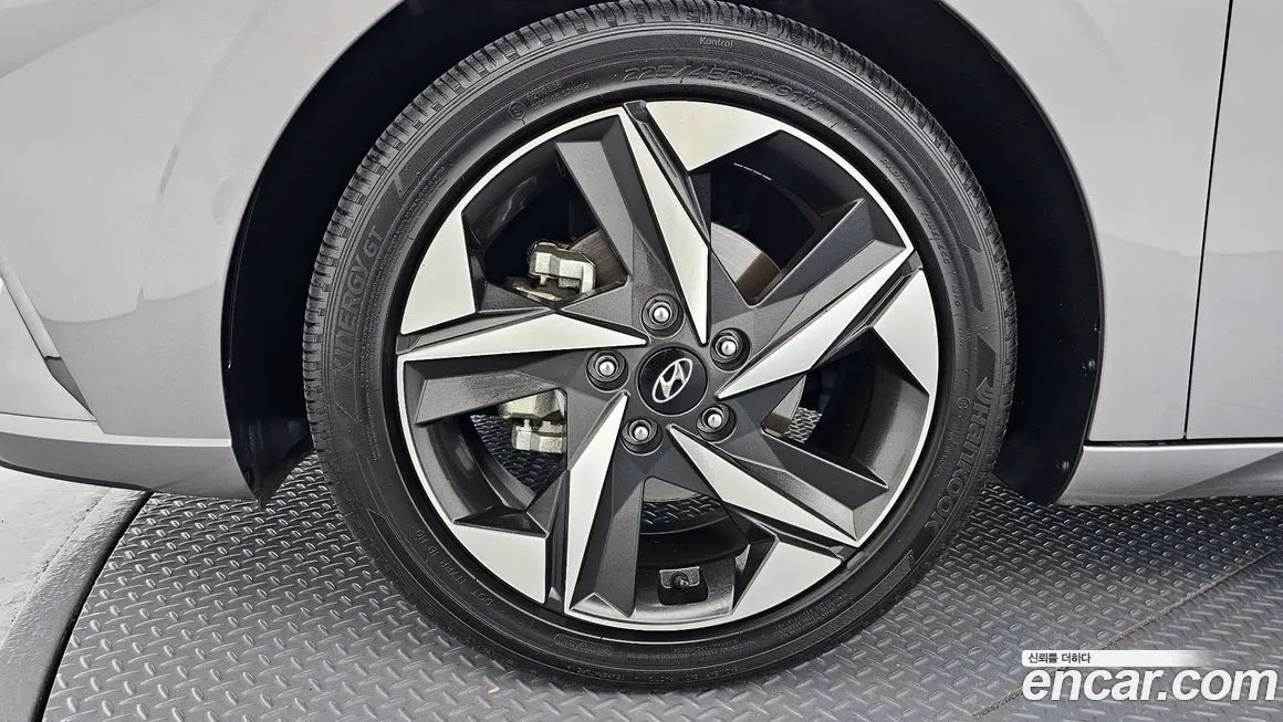 Hyundai AVANTE — фото 7