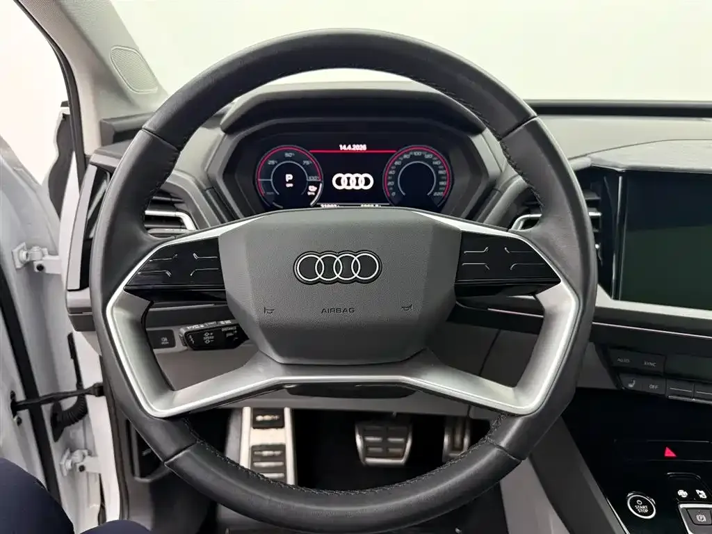 Audi Q5 e-tron 2024 из CN, фото 6