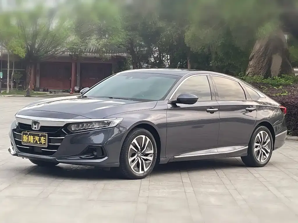 Honda Accord — фото 7