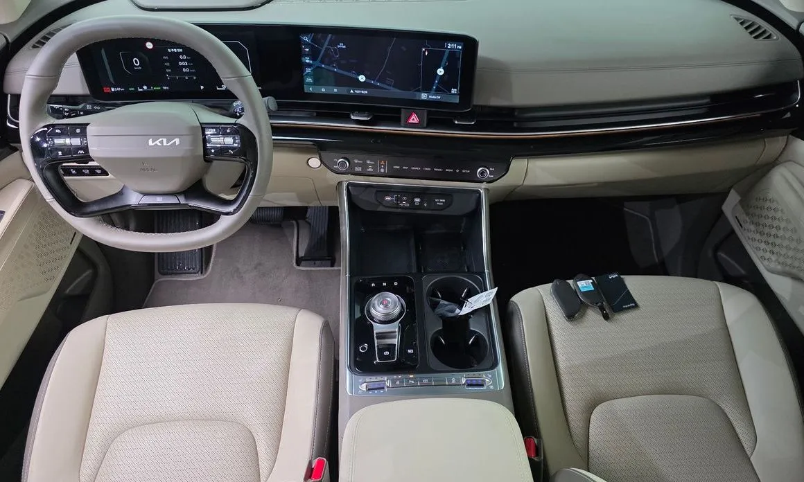 Kia Carnival — фото 10