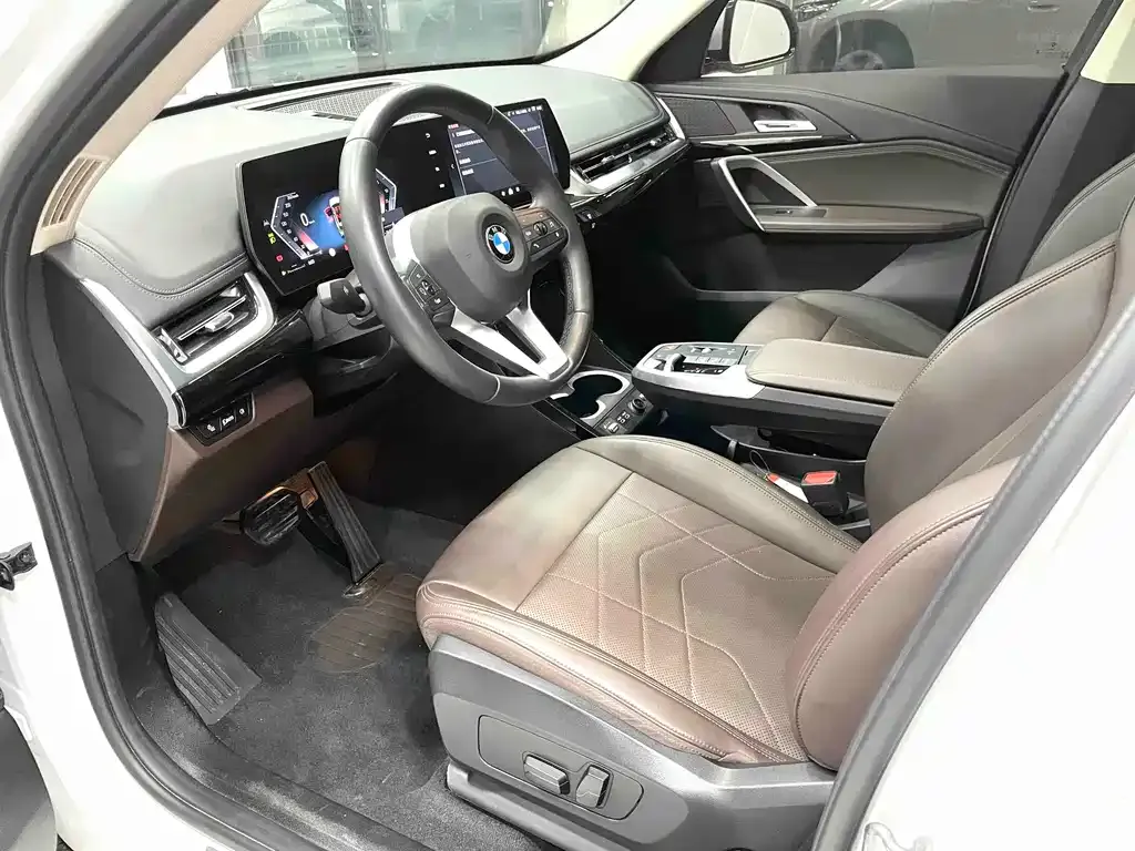 BMW X1 2024 из CN, фото 8