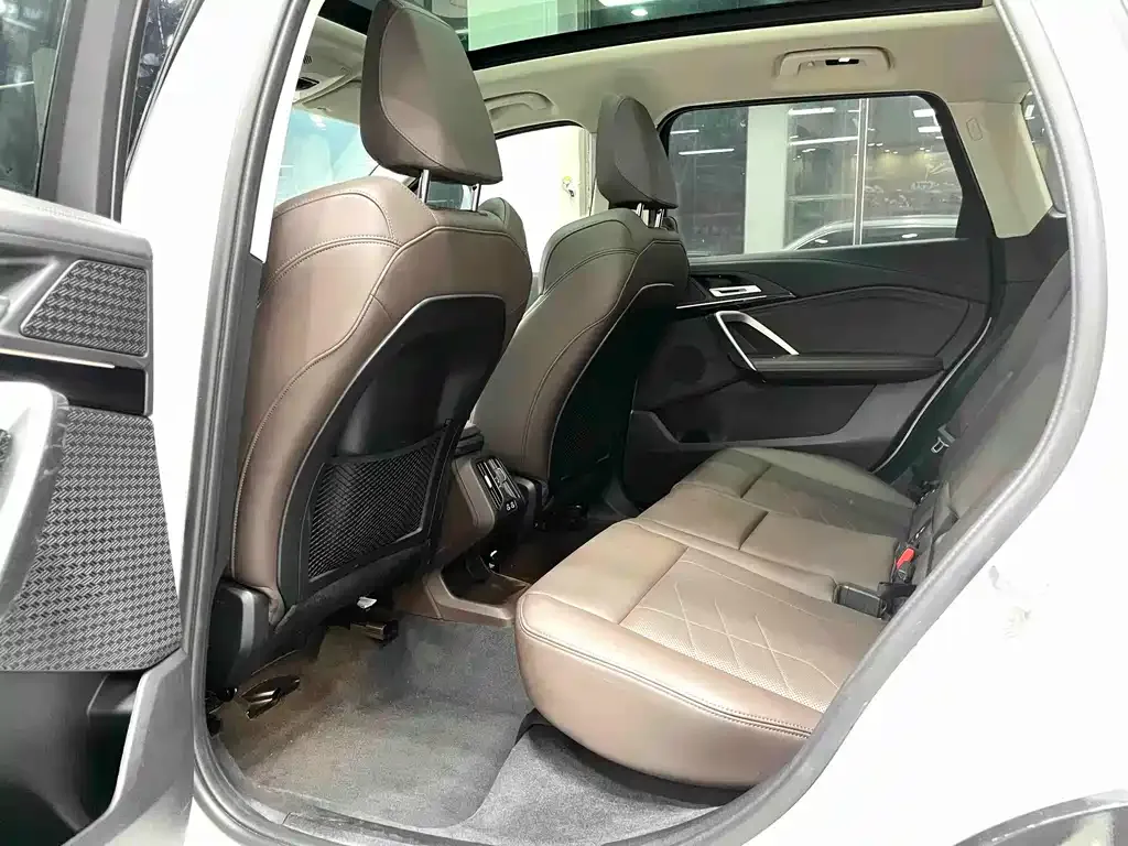 BMW X1 2024 из CN, фото 9
