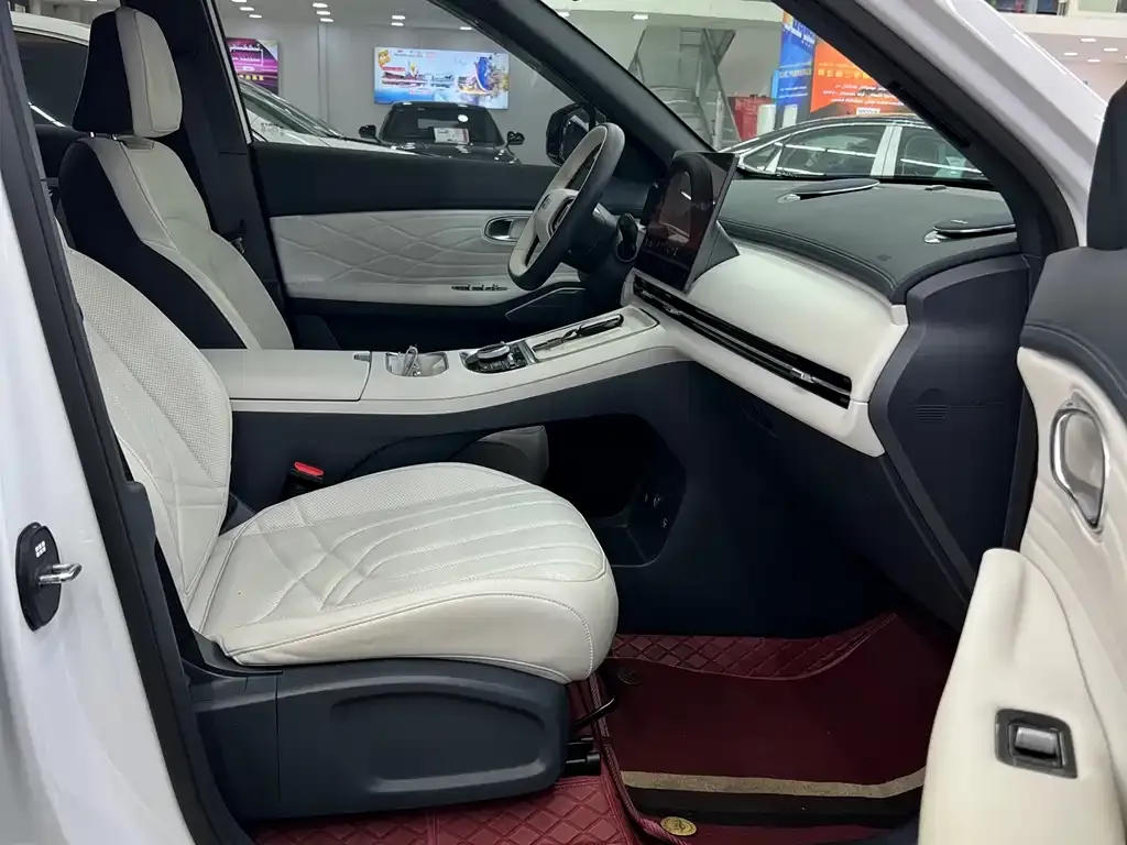 Geely Galaxy Xingjian 7 2025 из CN, фото 7