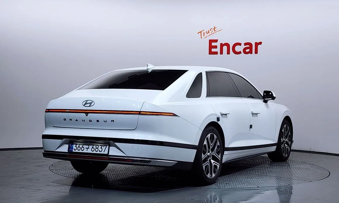 Hyundai Grandeur — фото 3