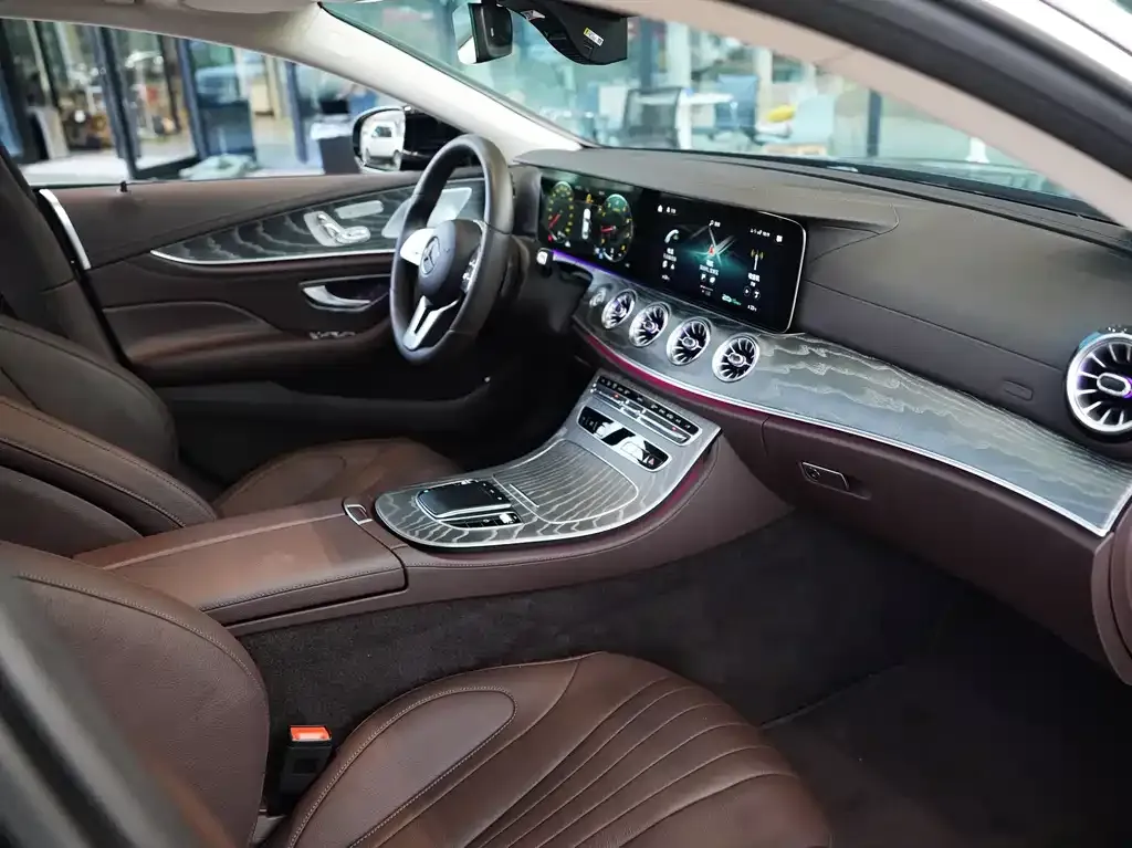 Mercedes-Benz CLS — фото 10