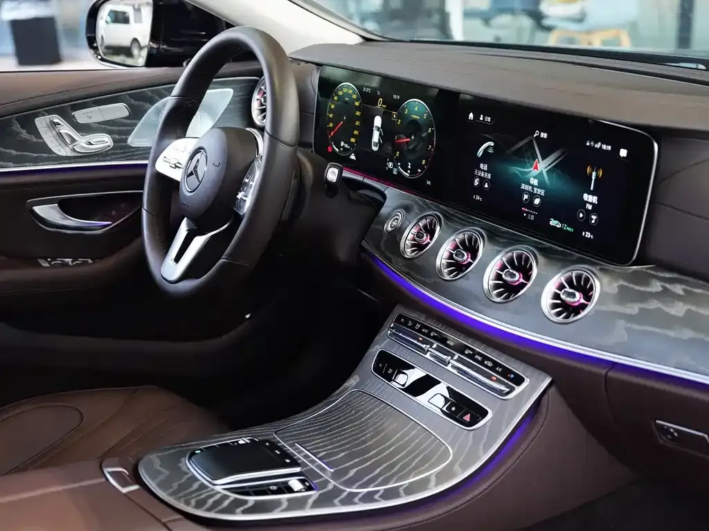 Mercedes-Benz CLS — фото 7