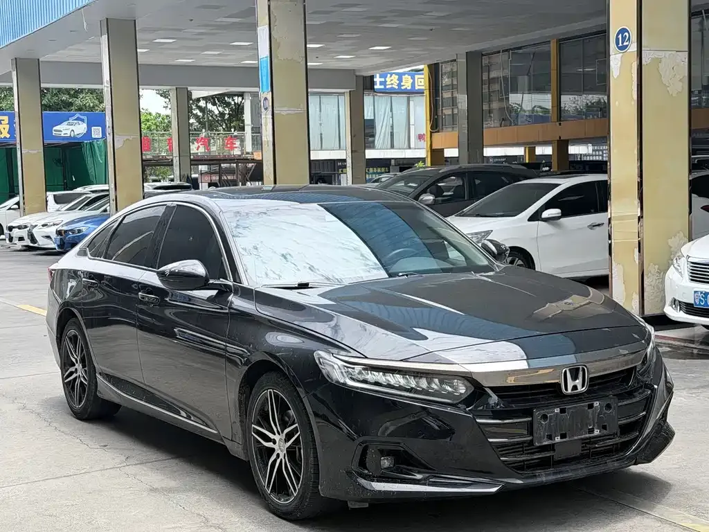 Honda Accord 2023 из CN, фото 8