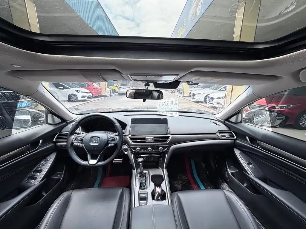 Honda Accord 2023 из CN, фото 4