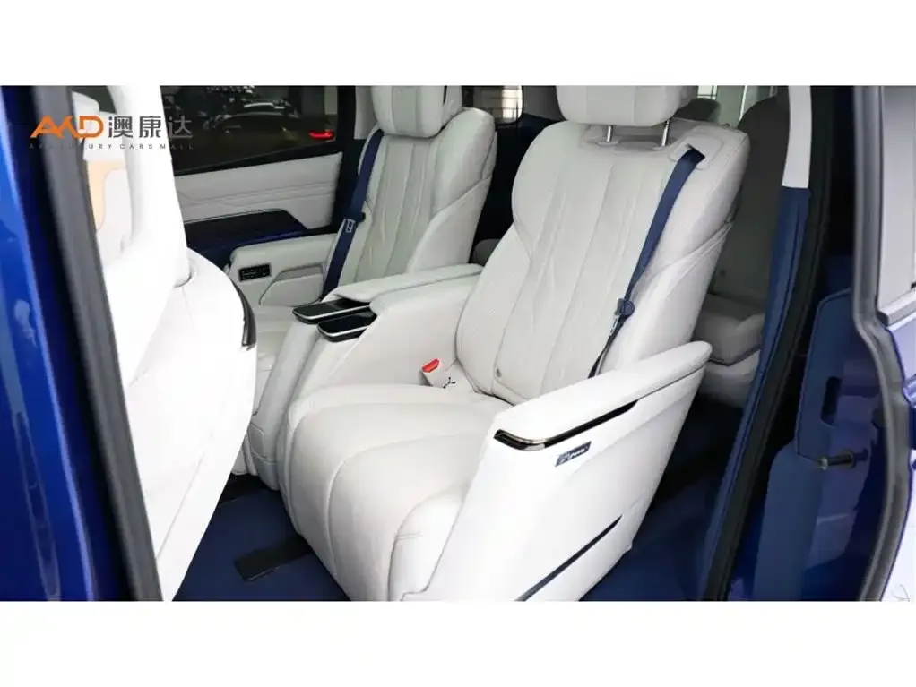 Buick Century 2023 из CN, фото 7