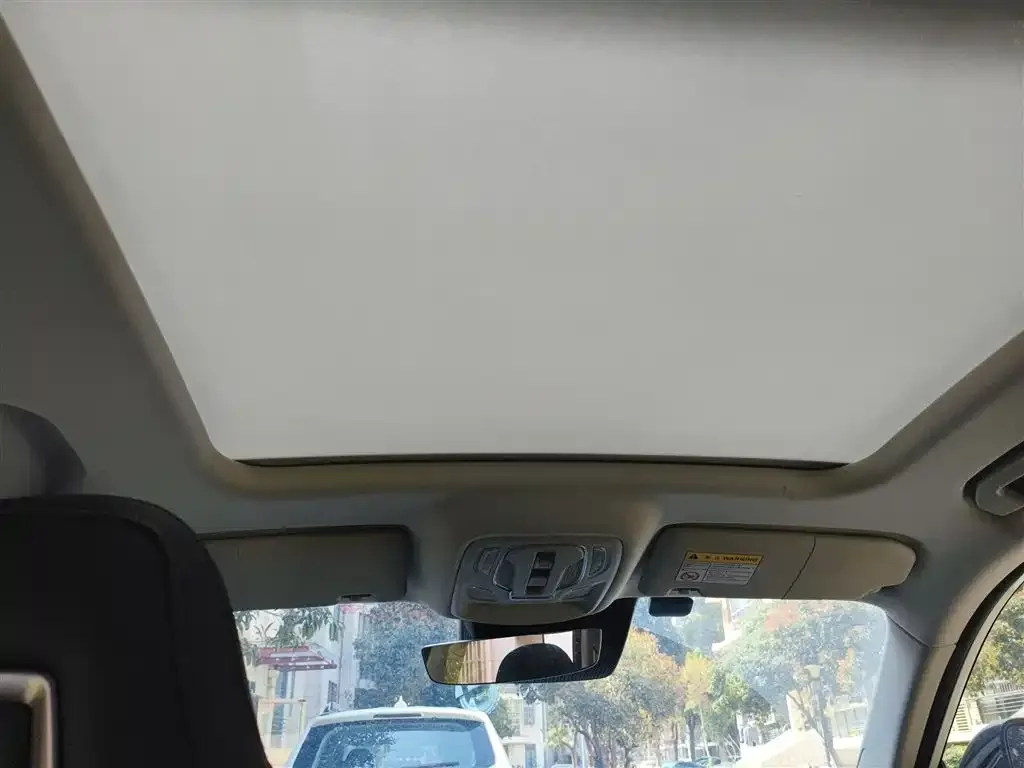 Roewe RX5 2024 из CN, фото 5