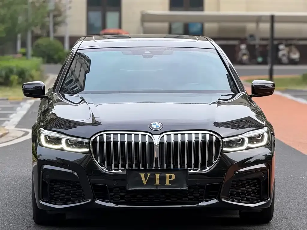 BMW 7 Series 2021 из CN, фото 3