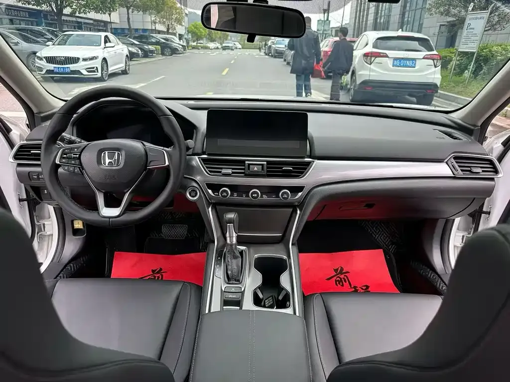 Honda Accord — фото 3