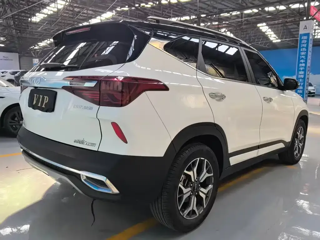 Kia KX3 2022 из CN, фото 6