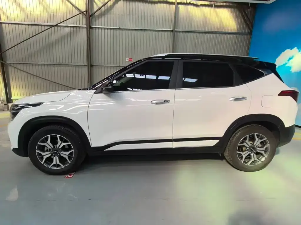 Kia KX3 2022 из CN, фото 9