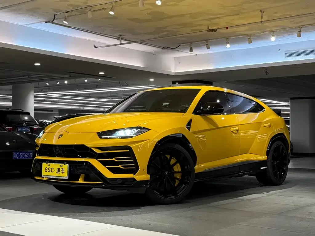 Lamborghini Urus 2021 из CN, фото 1