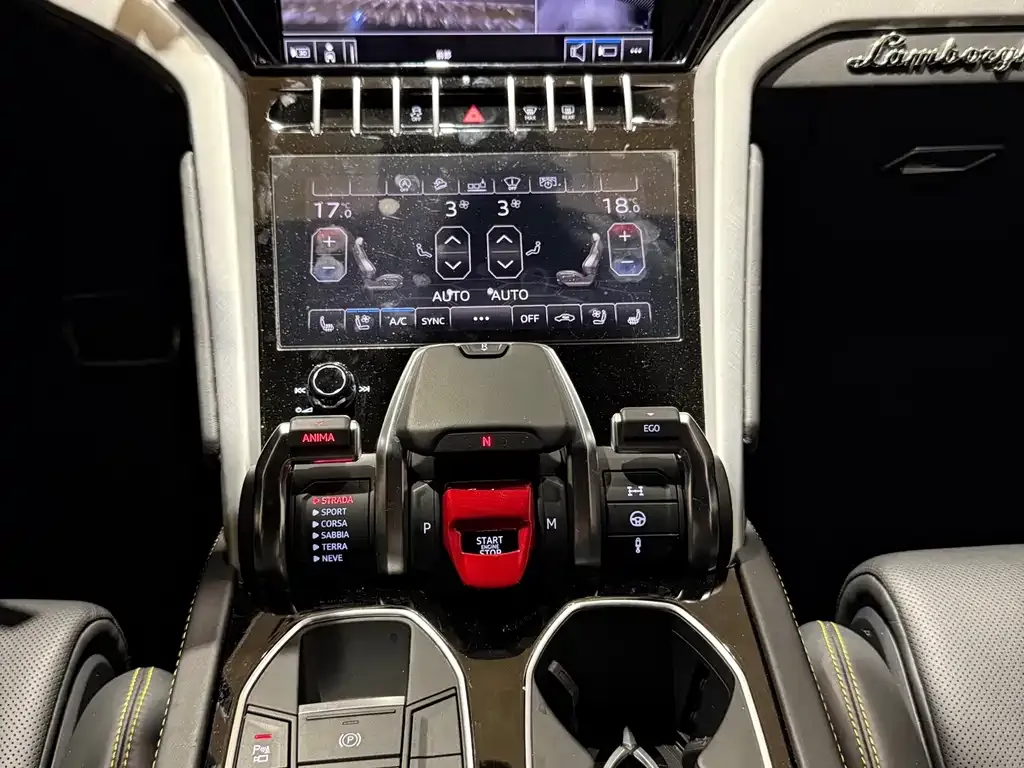 Lamborghini Urus 2021 из CN, фото 3
