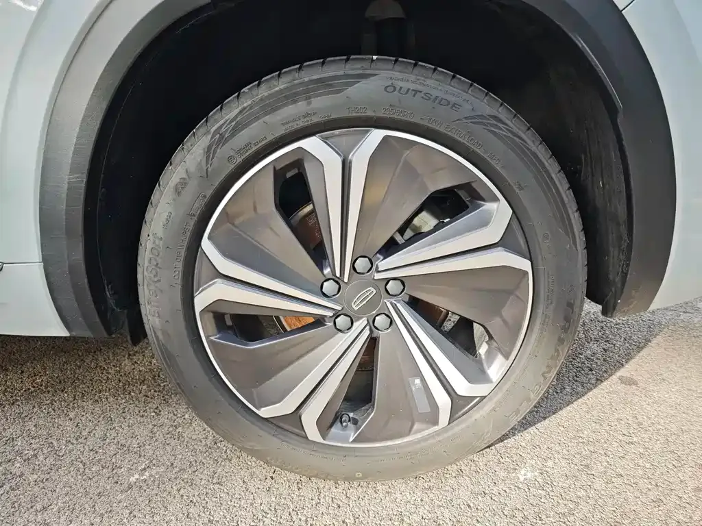Geely Xingyue L 2023 из CN, фото 5