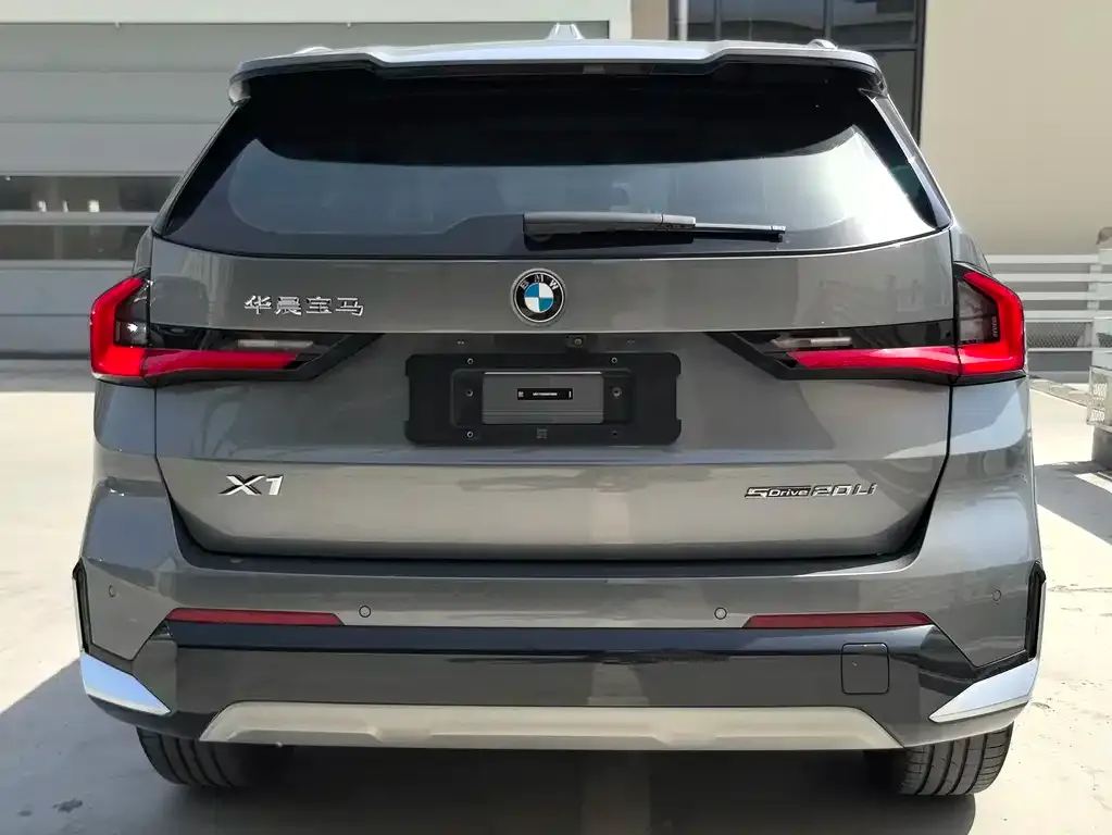 BMW X1 — фото 3