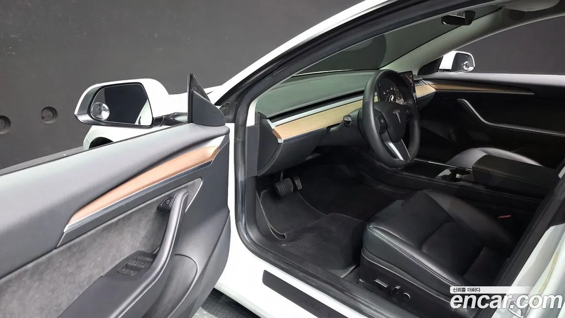 Tesla Model 3 2022 из KR, фото 7