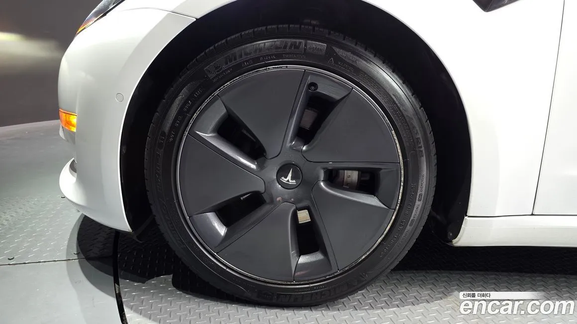 Tesla Model 3 2022 из KR, фото 8