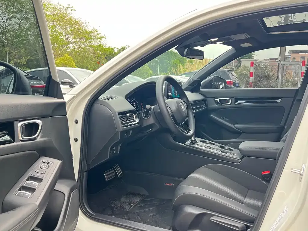 Honda Civic — фото 4