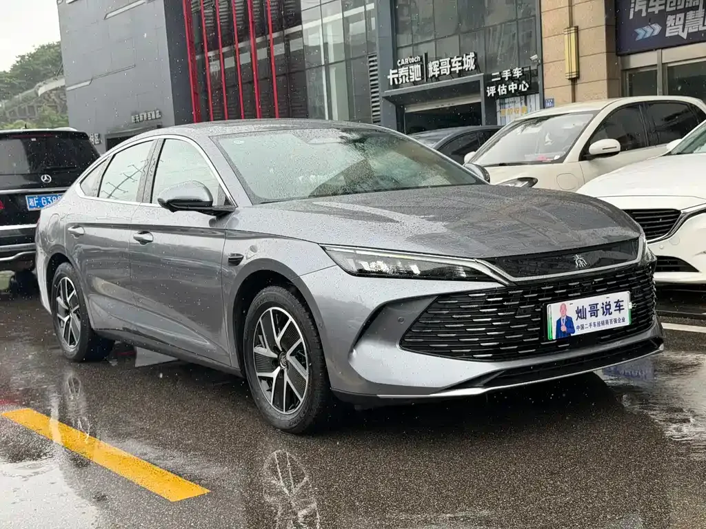 BYD Qin L — фото 8