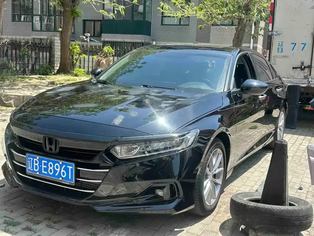 Honda Accord — фото 5
