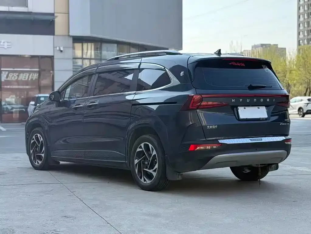 Hyundai Custo — фото 6