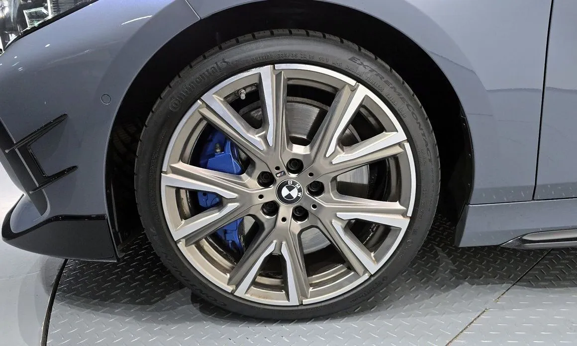BMW 1-Series 2023 из KR, фото 10