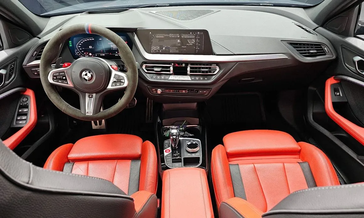 BMW 1-Series 2023 из KR, фото 6