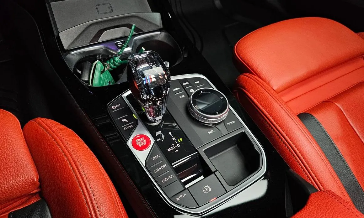 BMW 1-Series 2023 из KR, фото 8