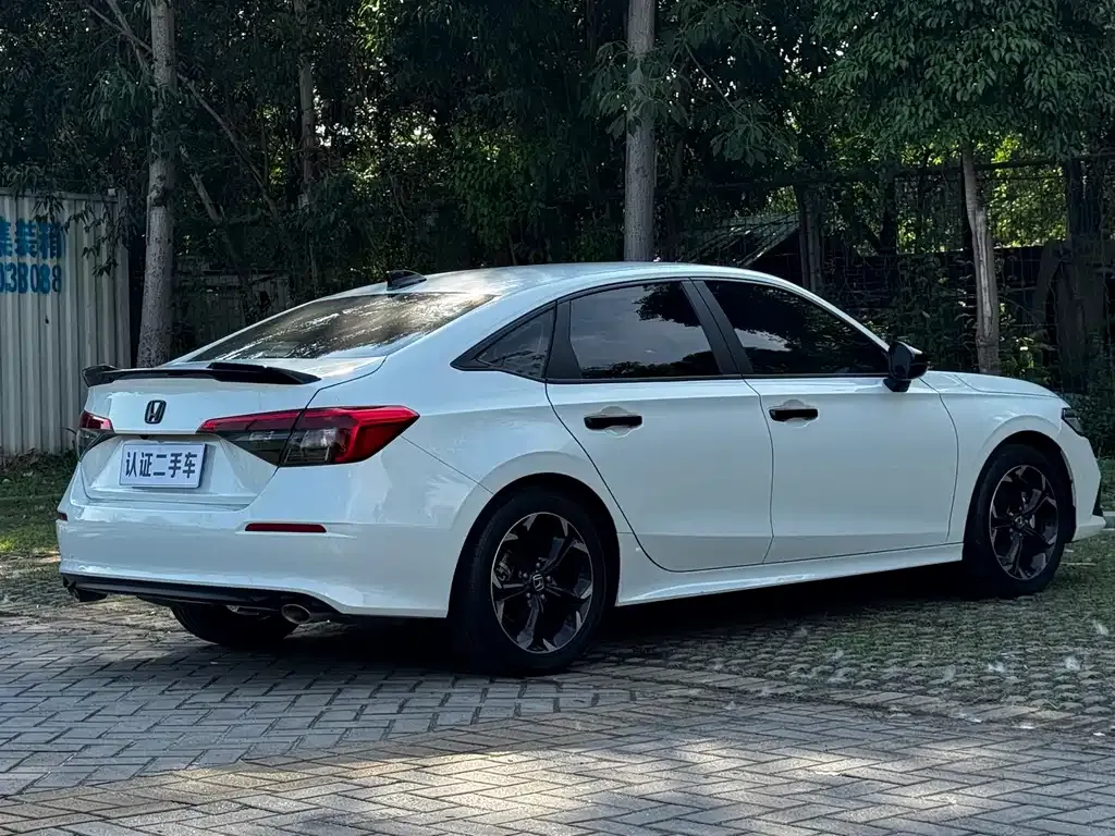 Honda Civic — фото 9