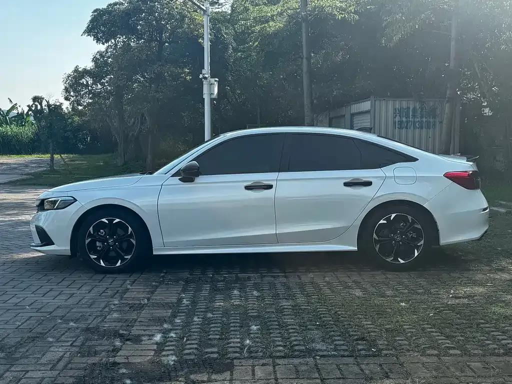 Honda Civic — фото 6