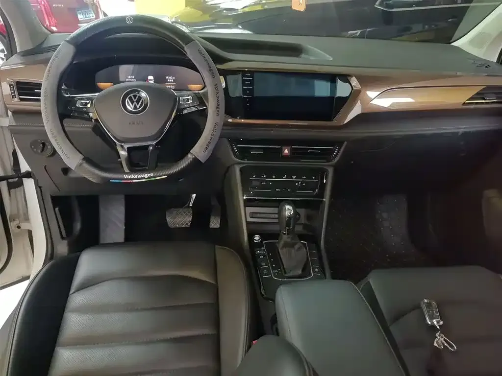 Volkswagen Tharu 2023 из CN, фото 6