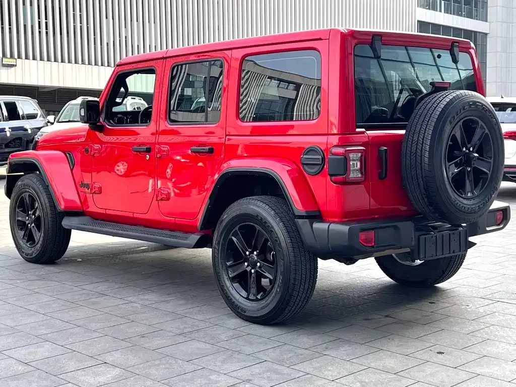 Jeep Wrangler 2022 из CN, фото 8