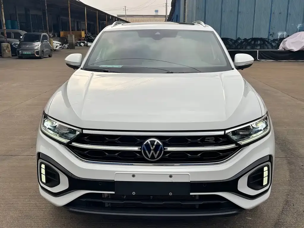 Volkswagen T-Roc — фото 4