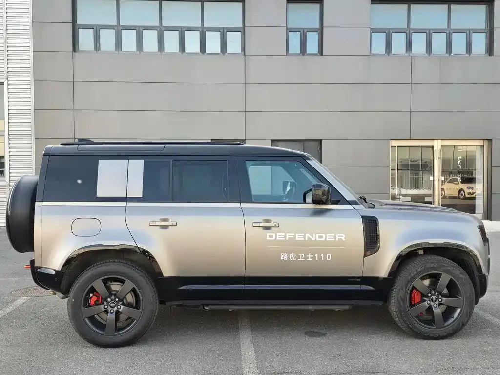 Land Rover Defender — фото 2