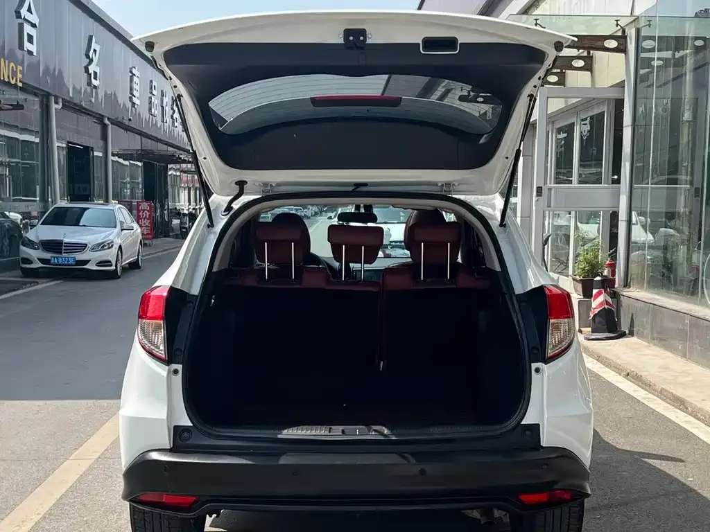 Honda Vezel 2022 из CN, фото 7