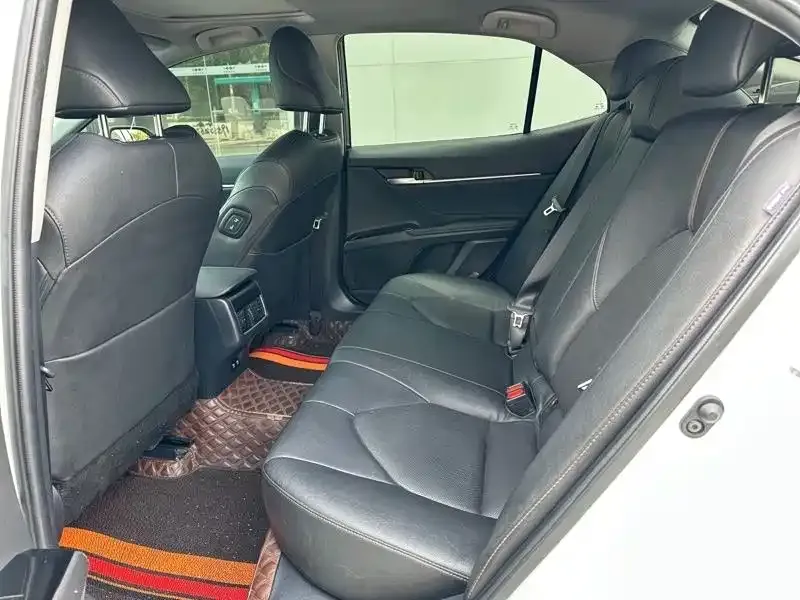 Toyota Camry 2023 из CN, фото 5