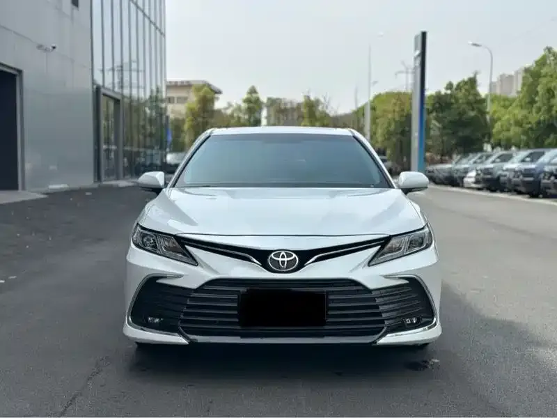Toyota Camry 2023 из CN, фото 3
