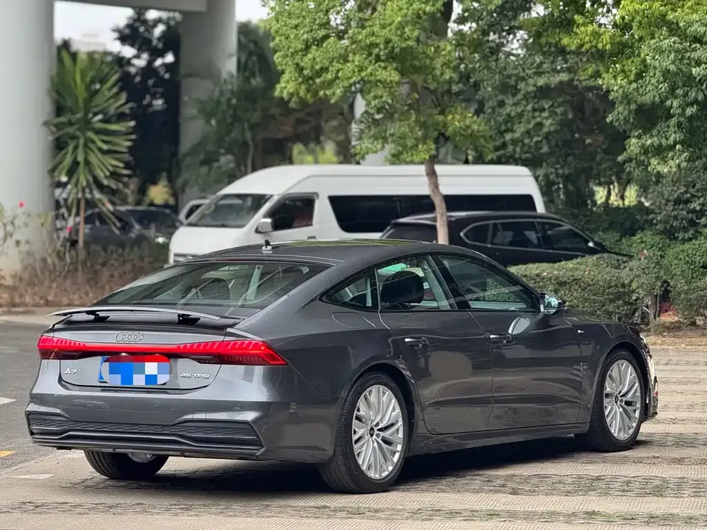Audi A7 — фото 6