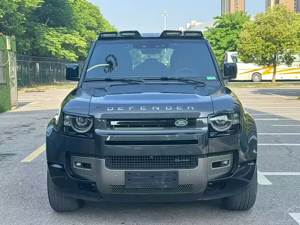 Land Rover Defender — фото 6