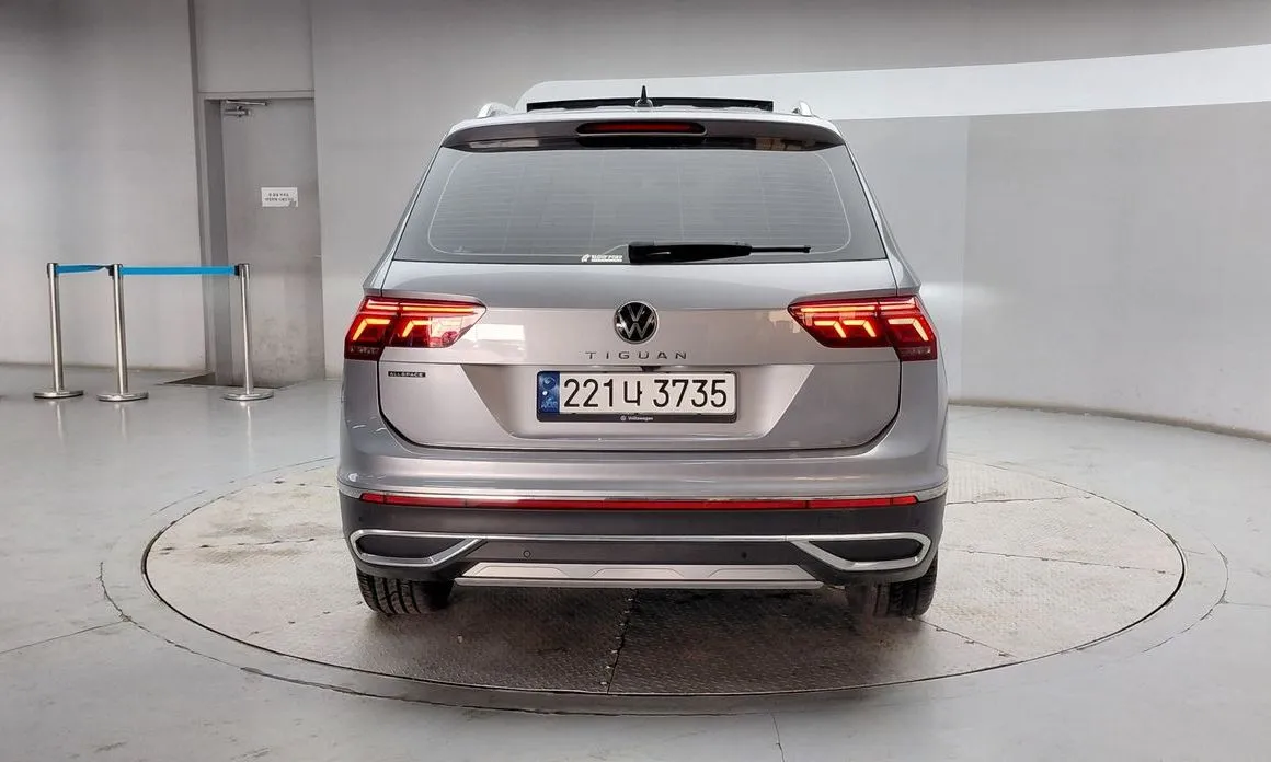 Volkswagen Tiguan — фото 7