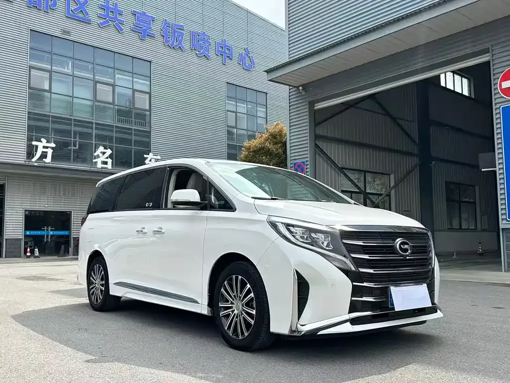 GAC Motor Trumpchi M8 — фото 9