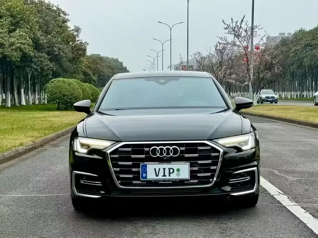 Audi A6L — фото 7